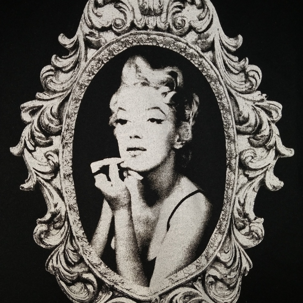 Marilyn Monroe sweatshirt